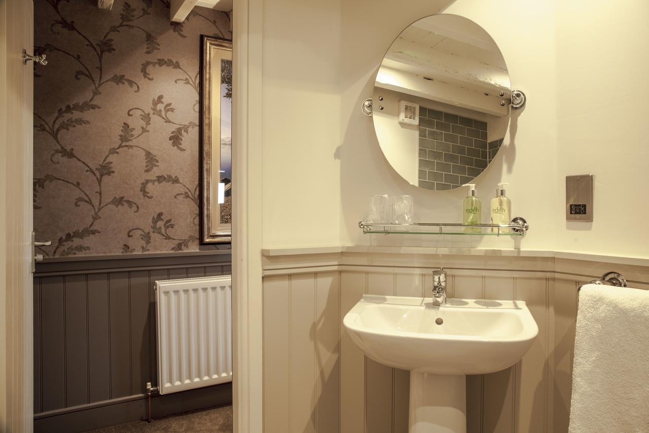 Crofters Lodge Barrow-in-Furness Екстер'єр фото